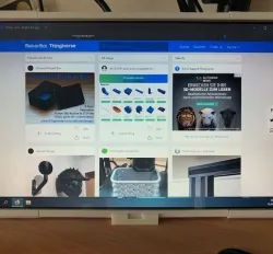 DIY Screen (Old Notebook)