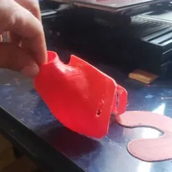 closed splint right hand