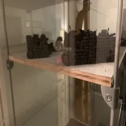 Extra shelf bracket for IKEA Detolf display case