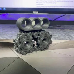 Knuckle Tracks Fidget