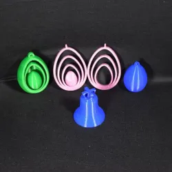 Set of Easter decorations to hang.