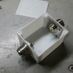 Small Box for QRP VSWR Meter