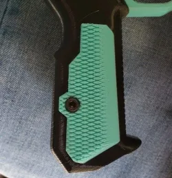 space cowboy knurling grip panels
