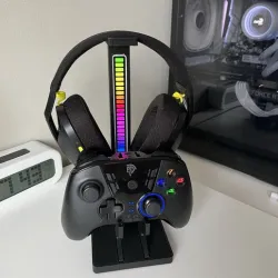 headset support and pc controller