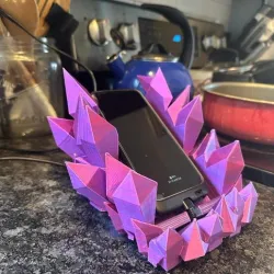 Crystal Phone Dock - Iphone 13 Max Pro and Smaller