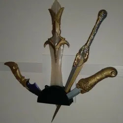 Dagger Display