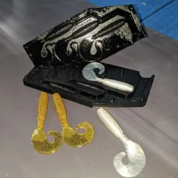 Grub Fishing Mold