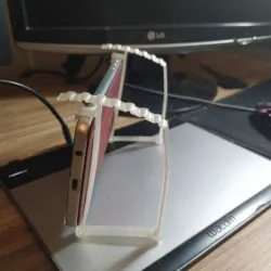 Phone Stand for Filming (parametric)