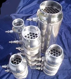Liquid CO2 cooled intercooler