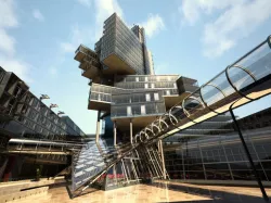 Stylish Central Shopping Centre Scene 3D model