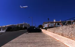 Airliner