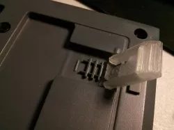 Logictech K120 Keyboard Leg