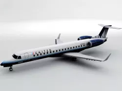  Embraer ERJ 145 - United Airlines Low-poly  3D model