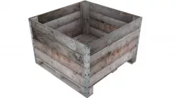 Wooden fruit crate 3D model