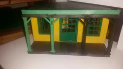 Playmobil 1976 western building (3422, 3425, 3427) centre pillar
