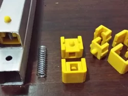 Spring Clips (24mm Square Tube)