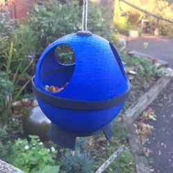The FoodPod - 3D Printed Wildlife Feeder 3D print model