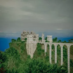 OLD MEDIEVAL GOTHIC CASTLE HISTORICAL FANTASY Low-poly  3D model
