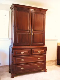 Custom Linen Cabinet
