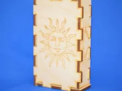 Pyramid Box