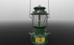 WW2 Kerosene lantern lamp  3D model