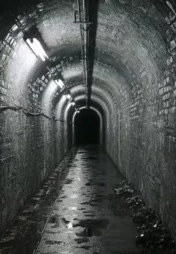 Underground tunel road Low-poly  3D model