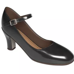 Black shoe woman 3D model