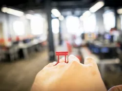 Finger Gate