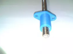 Tuerca para husillo trapezoidal 12 x 3 para CNC-----------Trapezoidal spindle nut 12 x 3 for CNC