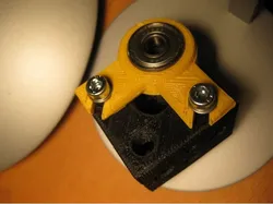 Bearing bracket for Z-posts