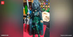 Hela on Throne - STL files for 3D Printing