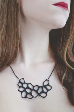 Voronoi necklace