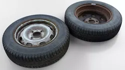 Ultra realistic Old Tyre Scan 8k HD Low-poly 3D model Low-poly 3D model