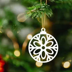 Christmas Ornament: Snowflake Sphere