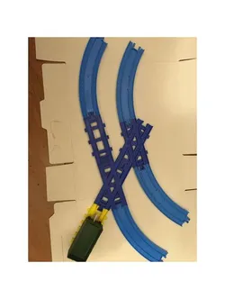 Plarail diamond crossing and customizable straight track and crossings.