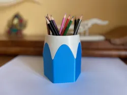 Pen holder „One pencil to rule them all”
