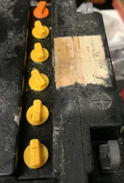 Battery cap