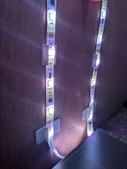 Clips for (halfround) LED-strips