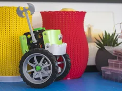 9-Spoke Wheel With Tire - B-Robot