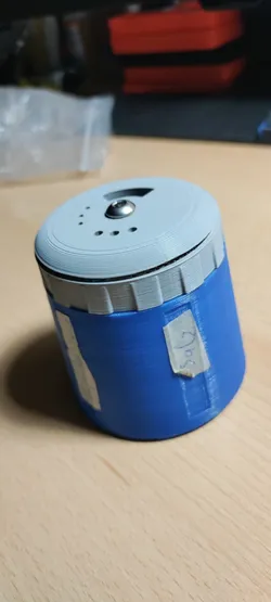5-in-1 Saltshaker