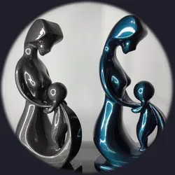 Elegant modern Mother and Child sculpture – Mary with the Infant Jesus