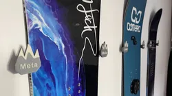 Vertical snowboard wall hang