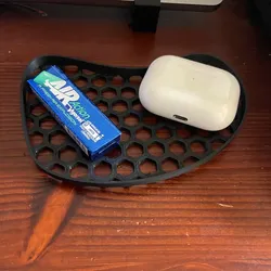 Simple honeycomb catchall tray
