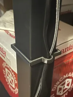 Lack Table Leg Cable Guide