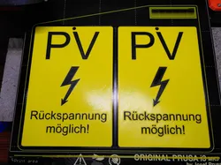 Photovoltaik Warnschild Rückspannung