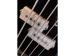 P-Bass pickup Cover
