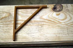 Basic Shelf Bracket