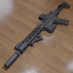 AR57 / FSS Assault-Rifle ( PropGun ) 1/1 Scale