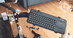 Swivel out/away sim rig keyboard mount