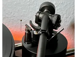 Litte Fwend adapter for Rega tonearm on Transrotor Max Nero turntable
